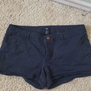 H&M black dotted shorts